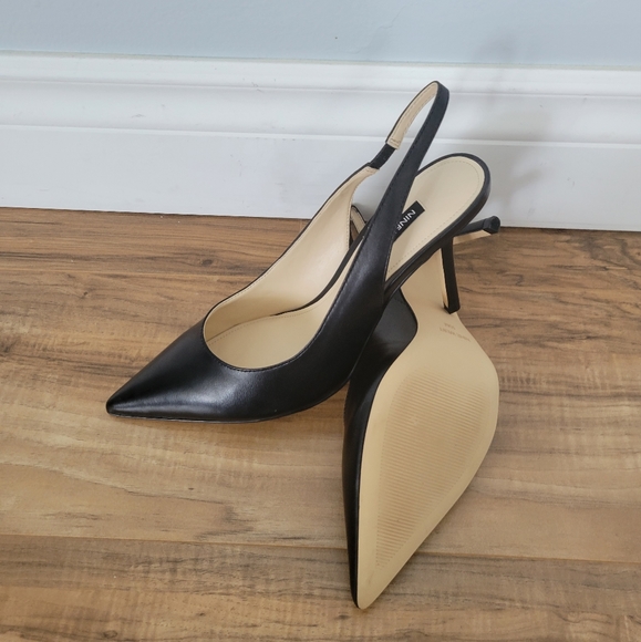 Nine West "New" Ladies Black Leather Slingback Pump, Size 10 - Picture 1 of 8